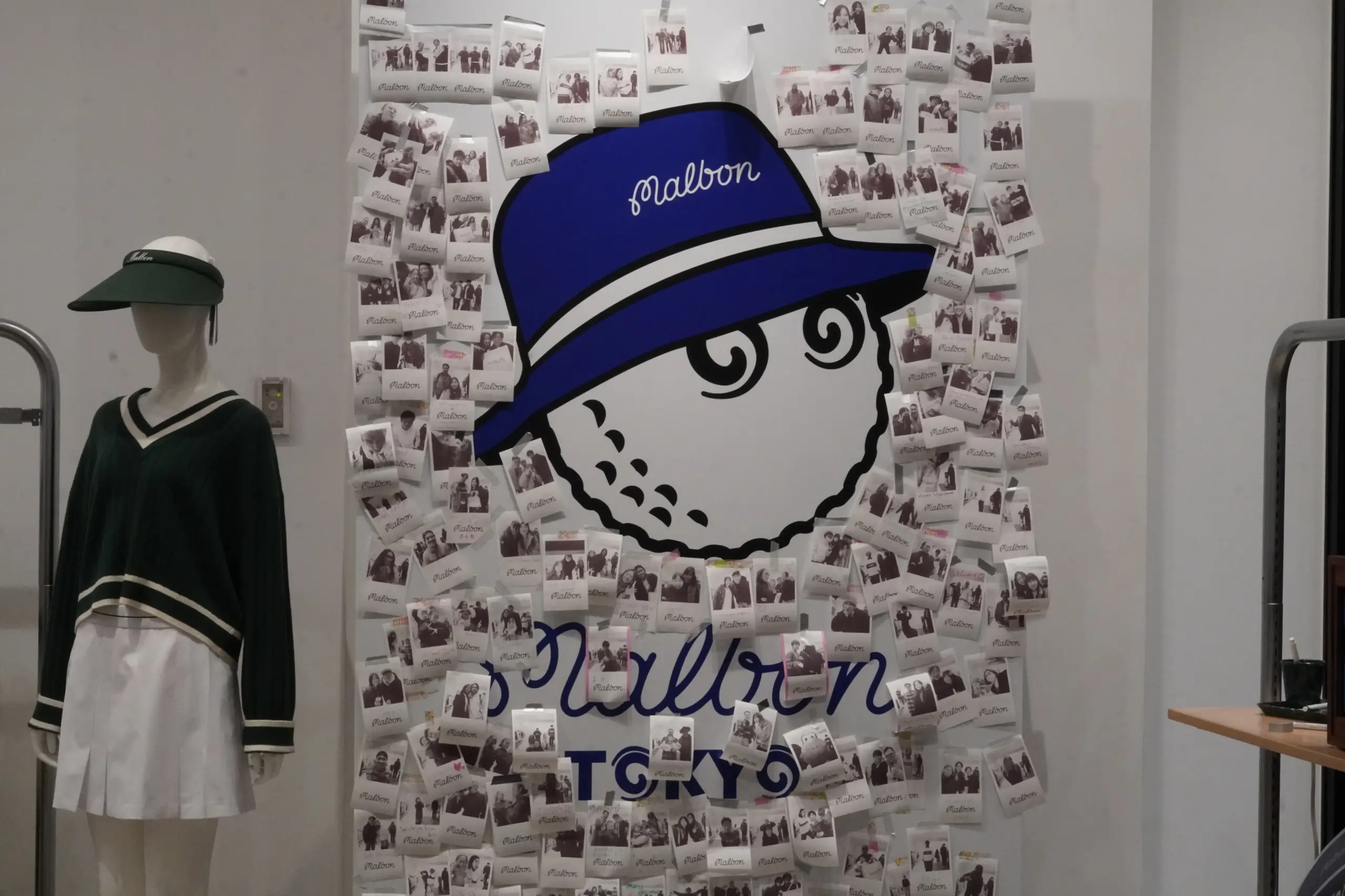 ヘッドカバーと小物（刺繍の質感）