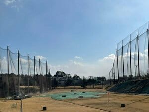 青葉山ゴルフ練習場のレンジ風景