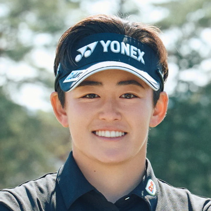 岩井明愛の公式写真